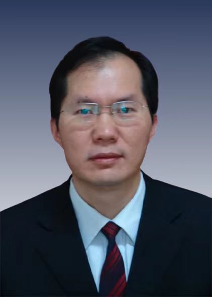 厅党组成员、副厅长（挂职，时间2年） 李双祥